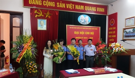 Chi bộ Viện kiểm sát nhân dân quận Hoàn Kiếm tổ chức thành công Đại hội...